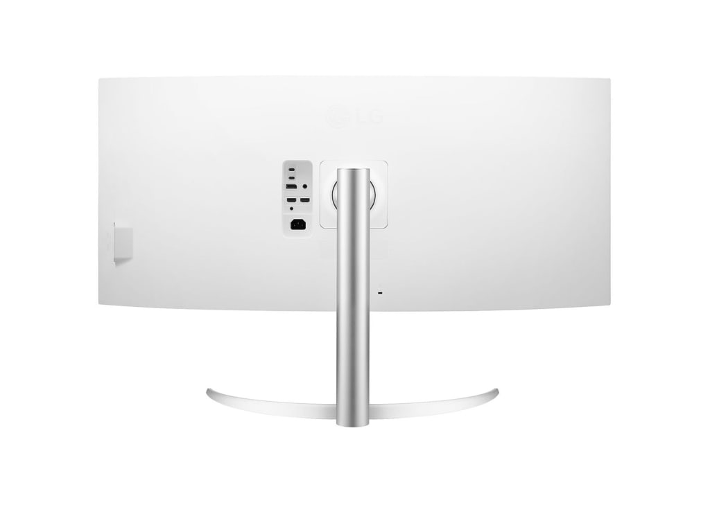 LG 40BP95CW - 39.7'' Curved UltraWide 5K2K Nano IPS Monitor with Thunderbolt 4 Connectivity