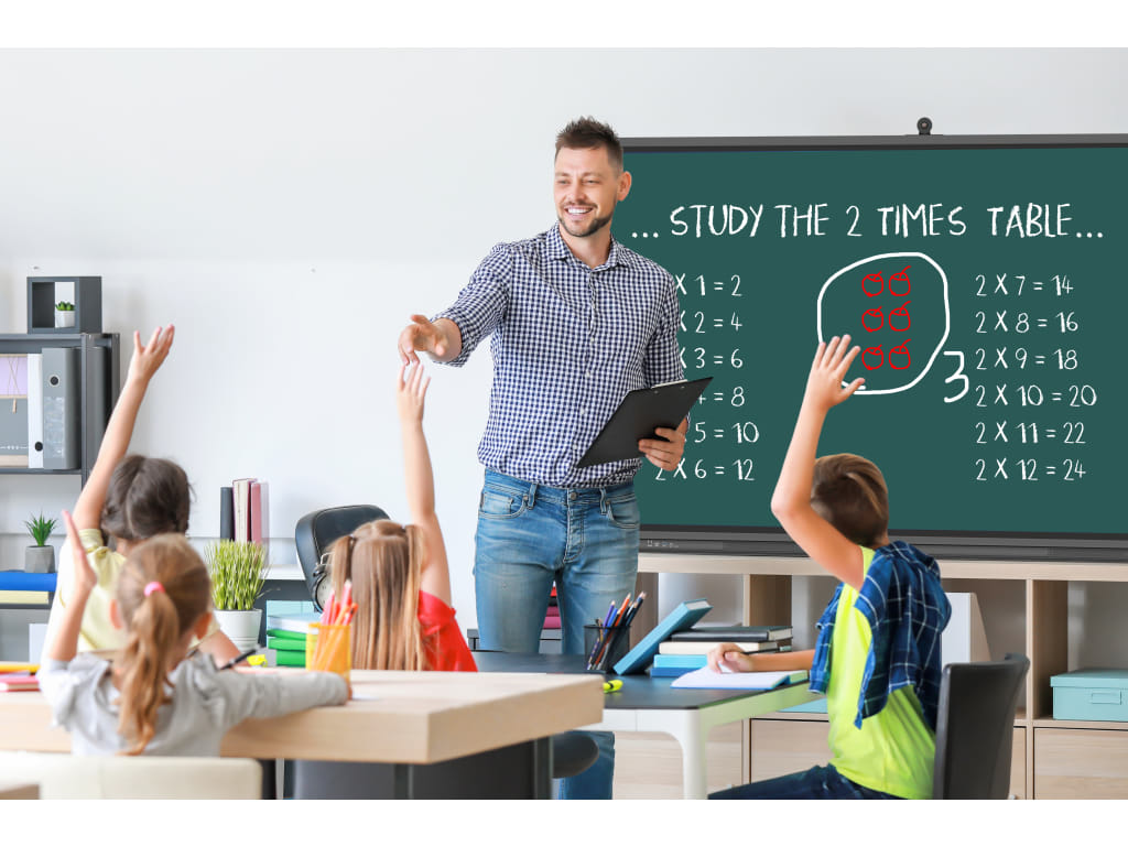 NewLine TT-7521Q - 75" 4K UHD Interactive Display